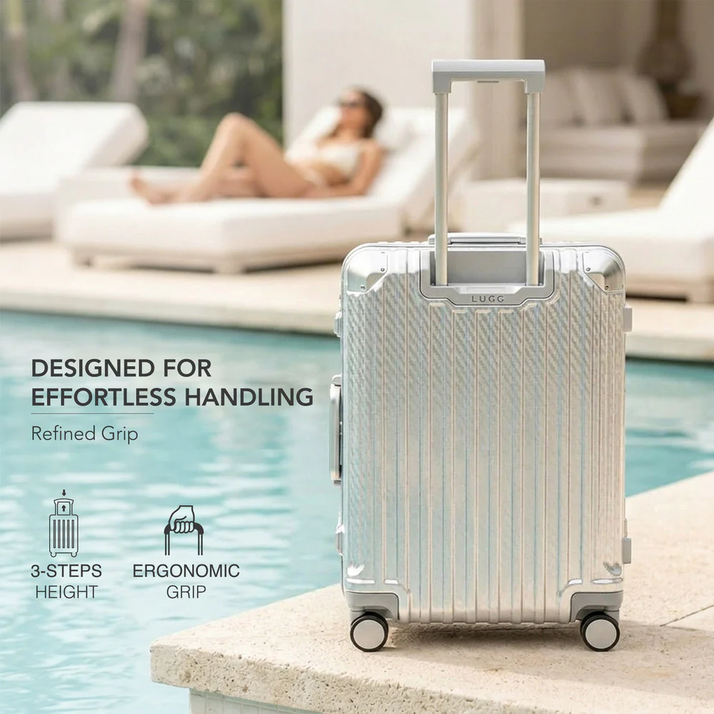 Solo 20" Hard Shell Suitcase - Metallic Silver - Image 9