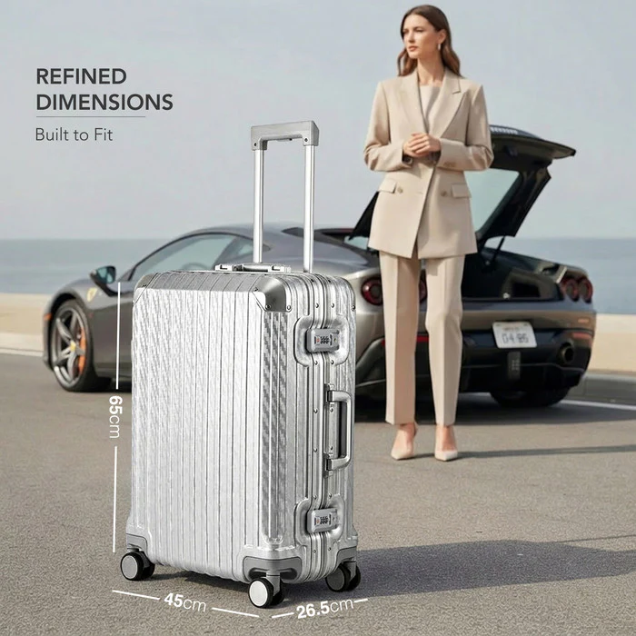 24" Solo Explorer Medium Suitcase - Metallic Silver - Image 8