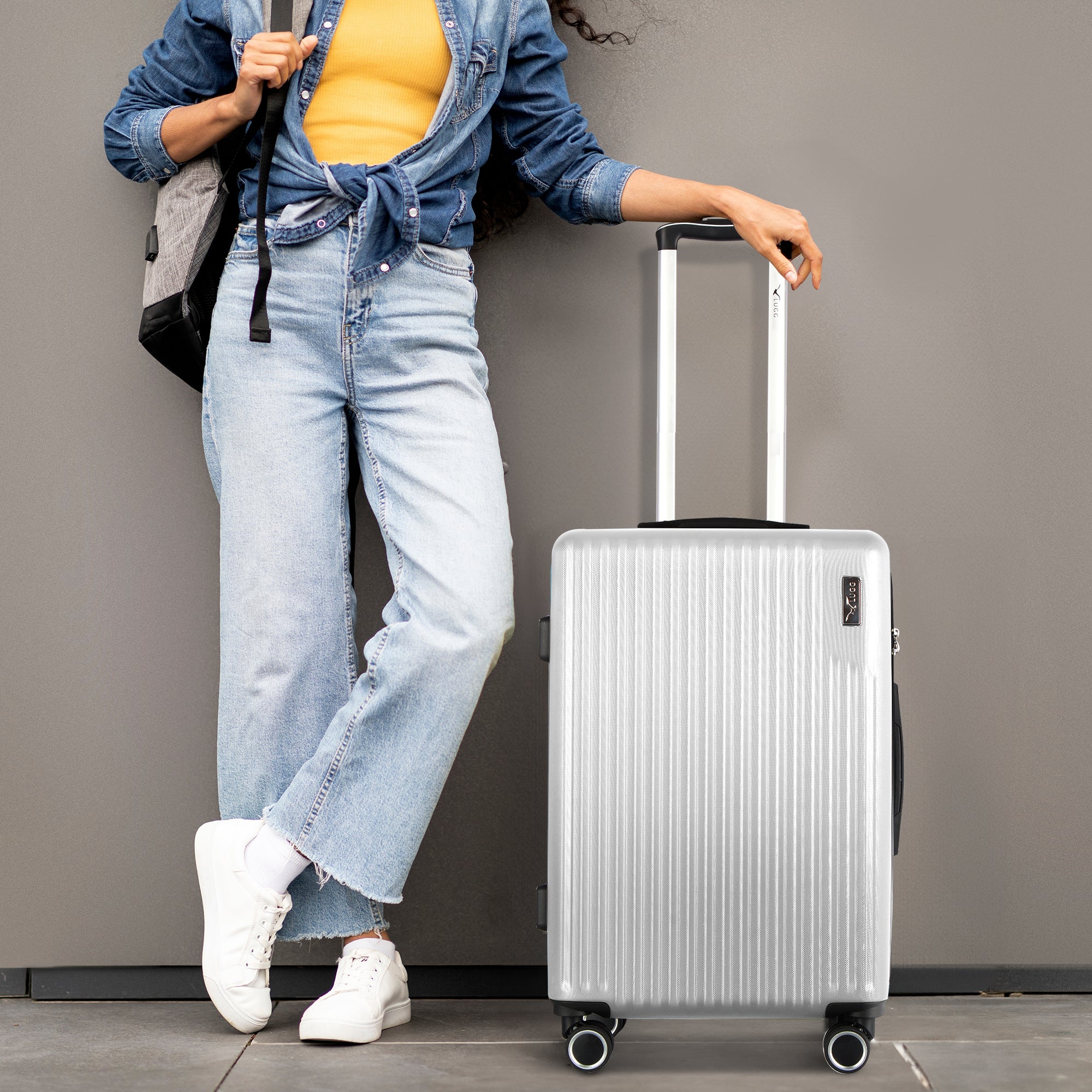 20" Vacay Cabin Suitcase - Pearl - Image 5