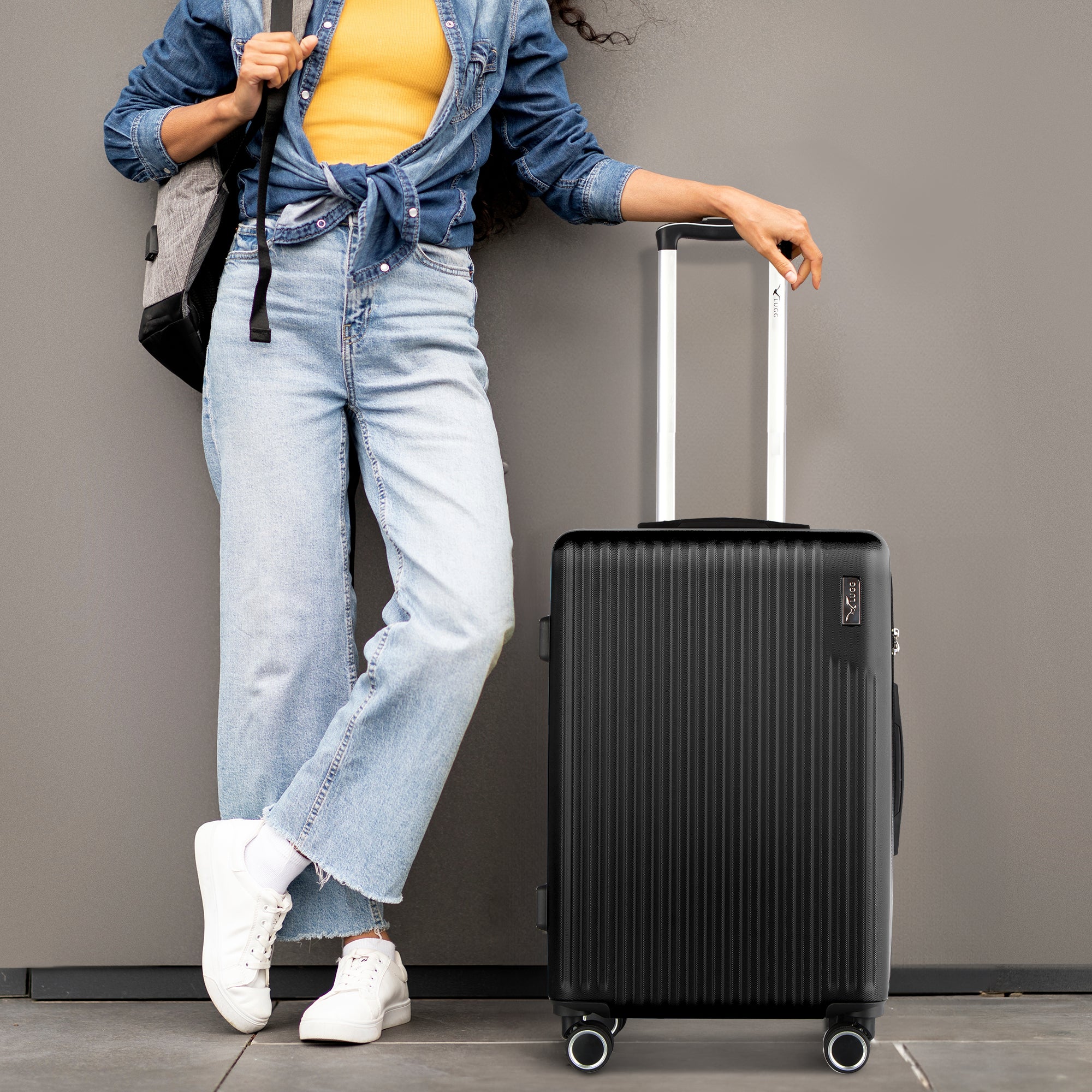 20" Vacay Cabin Suitcase - Shadow - Image 4