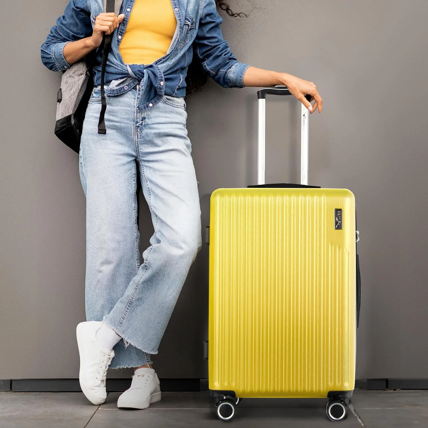 24" Vacay Medium Suitcase - Citrine - Image 7